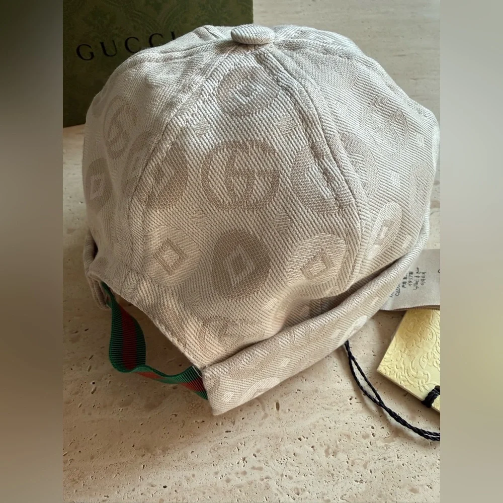 NWT GUCCI GG Kids Jacquard Docker Hat In Ivory Web Elastic Band Sz L / 56cm 💝💖